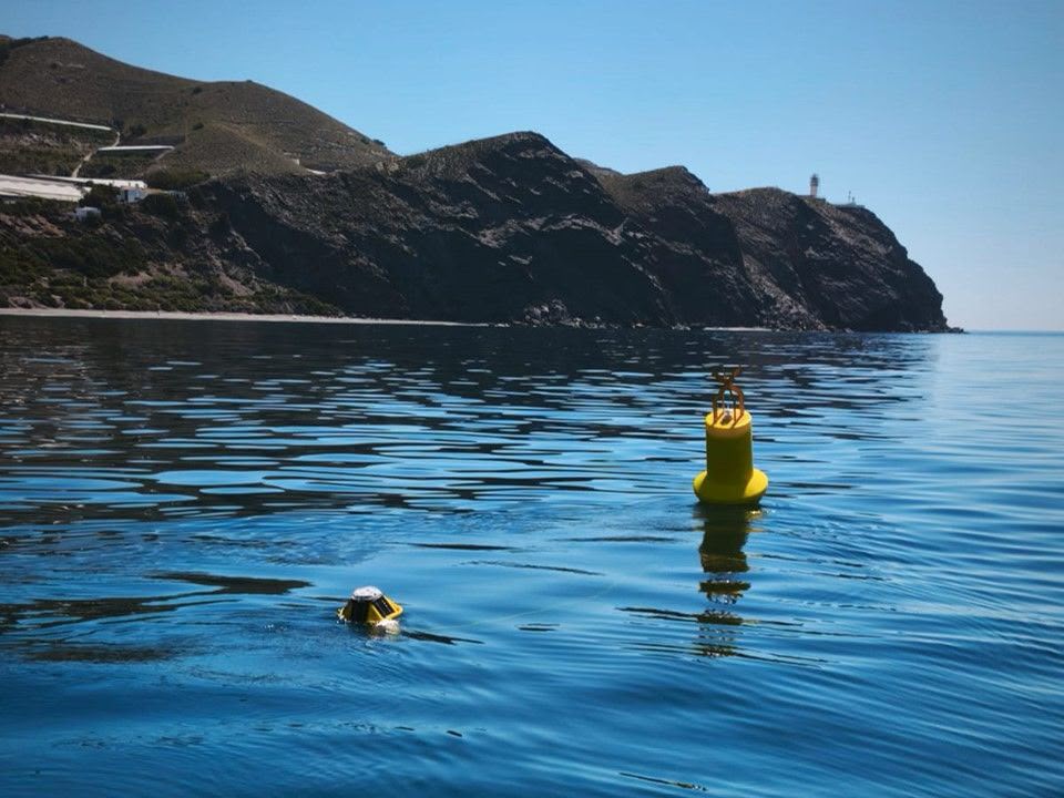  El Puerto de Motril y la UGR impulsan la primera boya oceanográfica de - Noticia Puerto de motril