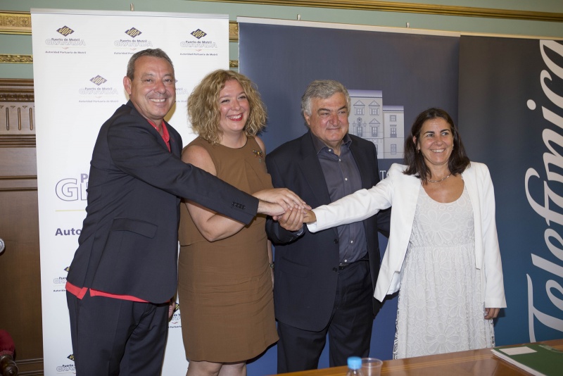 Puerto y Telefónica firman un convenio que va a desarrollar un proyecto piloto - Noticia Puerto de Motril