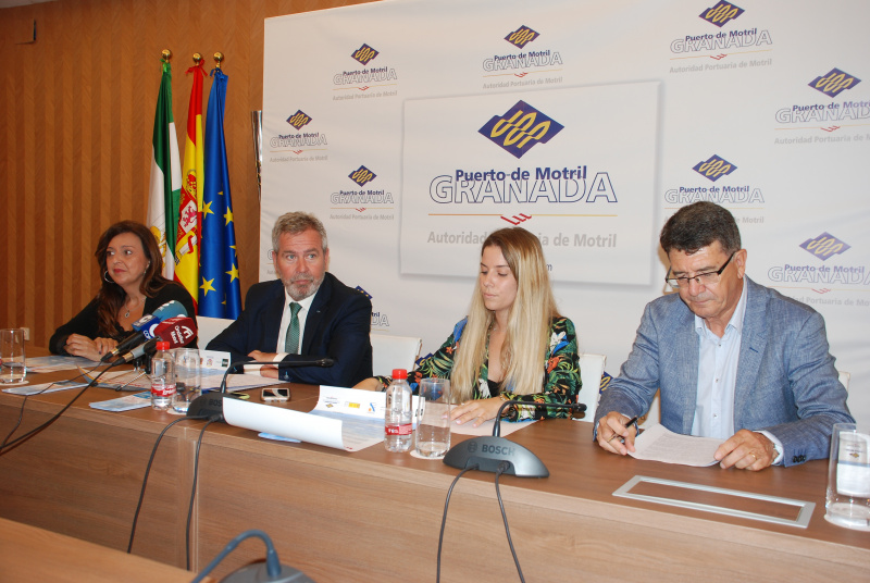 La UNED de Motril presenta los cursos de verano que patrocina el Puerto