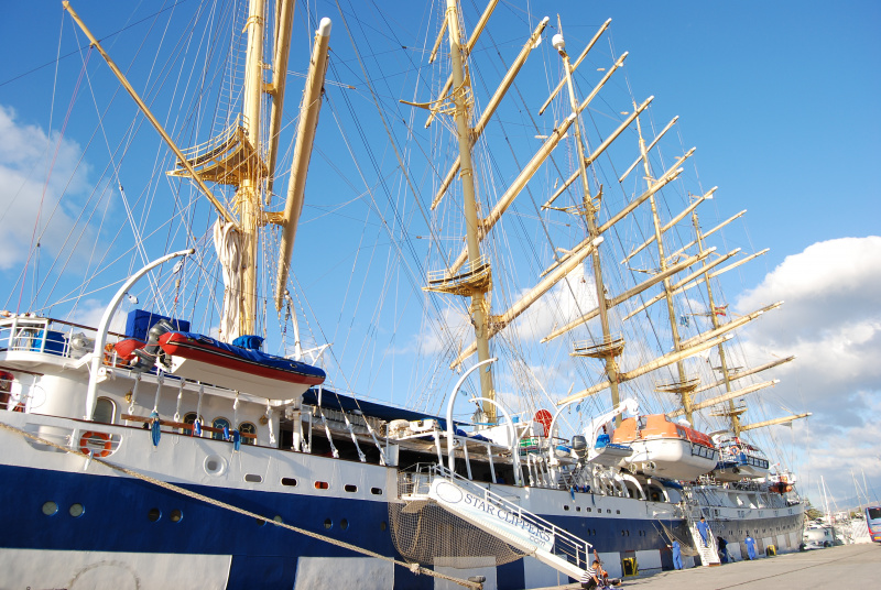 El velero de cinco mástiles más grande del mundo vuelve a Motril por segunda - Noticia Puerto de Motril