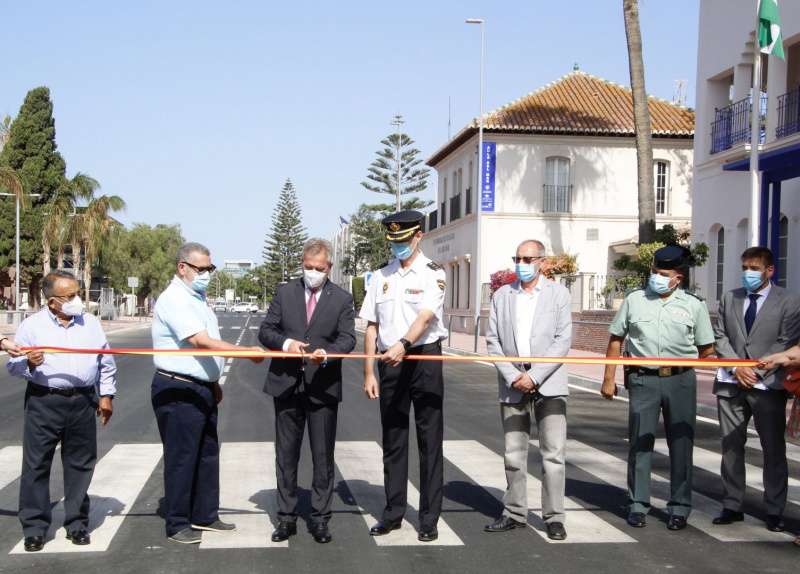 La Autoridad Portuaria inaugura la remodelación del vial principal que mejora - Noticia Puerto de Motril