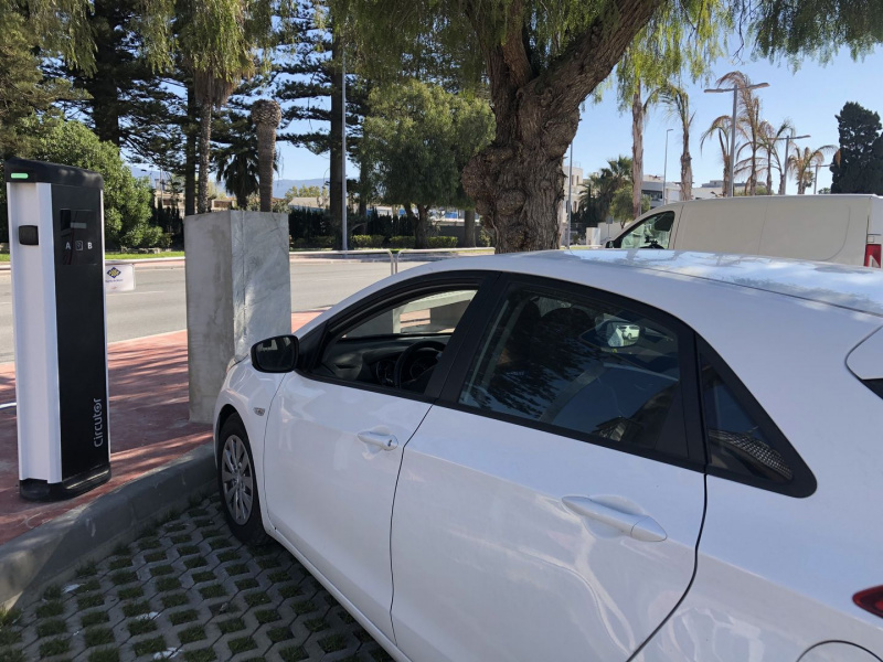 El Puerto de Motril elabora un proyecto para reconvertir en eléctricos los - Noticia Puerto de Motril
