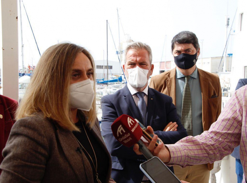 La consejera de Fomento reclama al Gobierno de España a que licite “con - Noticia Puerto de Motril