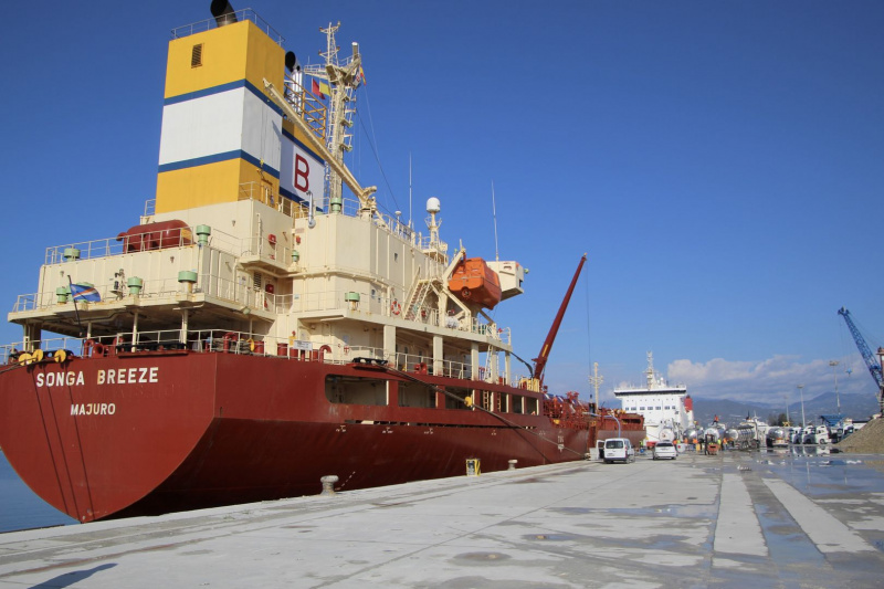 El Puerto de Motril es el tercero de España que más crece en porcentaje de - Noticia Puerto de Motril