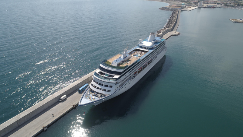 El Puerto de Motril prepara la vuelta de los cruceros internacionales, el - Noticia Puerto de Motril